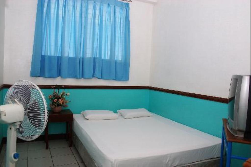 Gv Hotel - Maasin Maasin  Exterior photo
